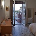 Levante Castriota Appartement *
