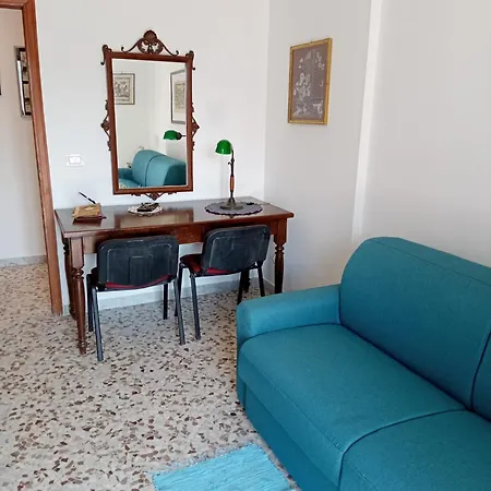 Levante Castriota Apartament *